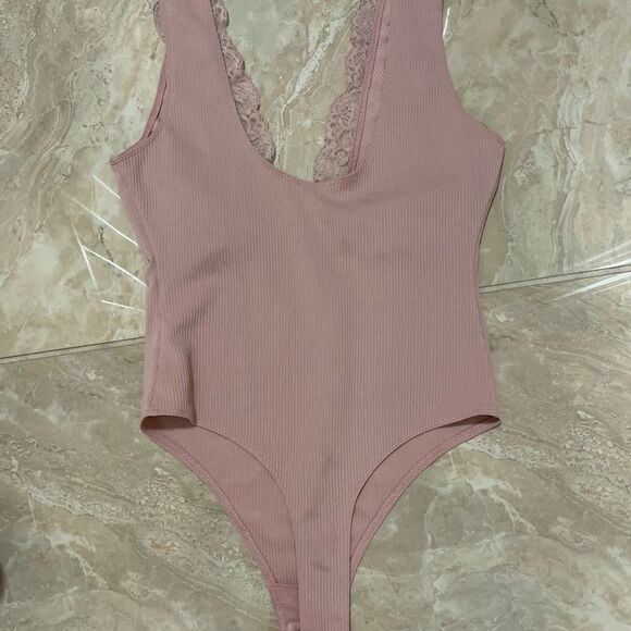 Free People Womens Mauve Lace First Call
Plunging V Neck  Bodysuit Size S - Picture 10 of 10